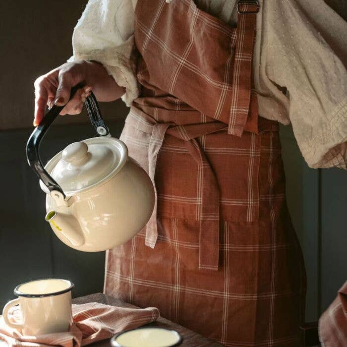 Ivory Vintage Enamel Kettle