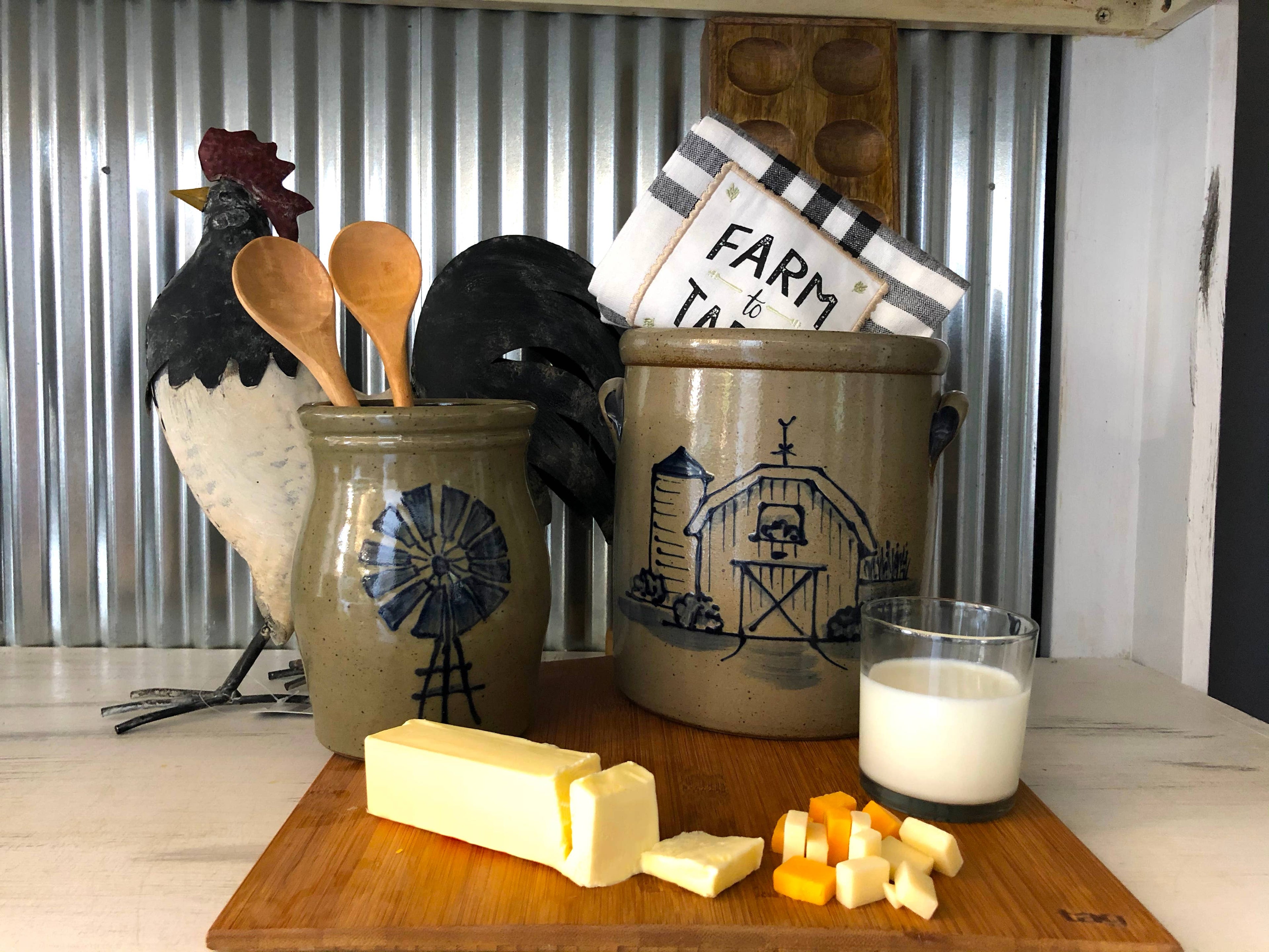 1/2 Gallon Crock- Barn