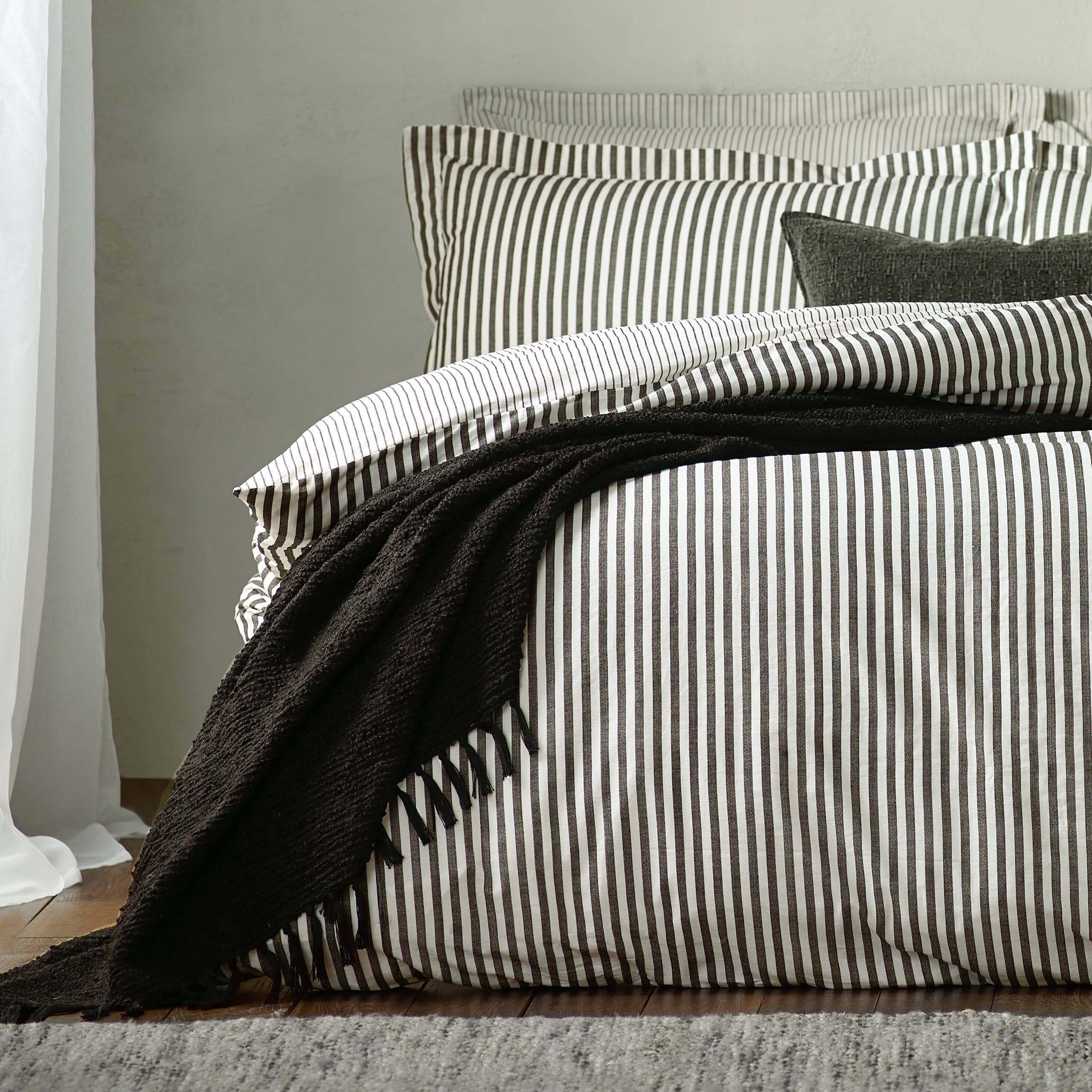 Hebden Mélange Stripe 100% Cotton Duvet Cover Set Black