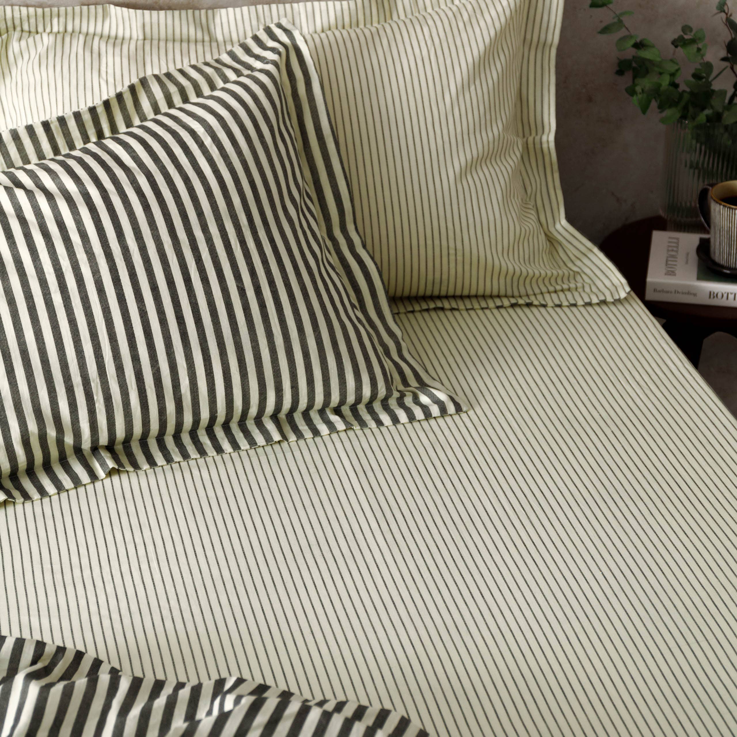Hebden 100% Cotton Narrow Stripe Fitted Bed sheet Black