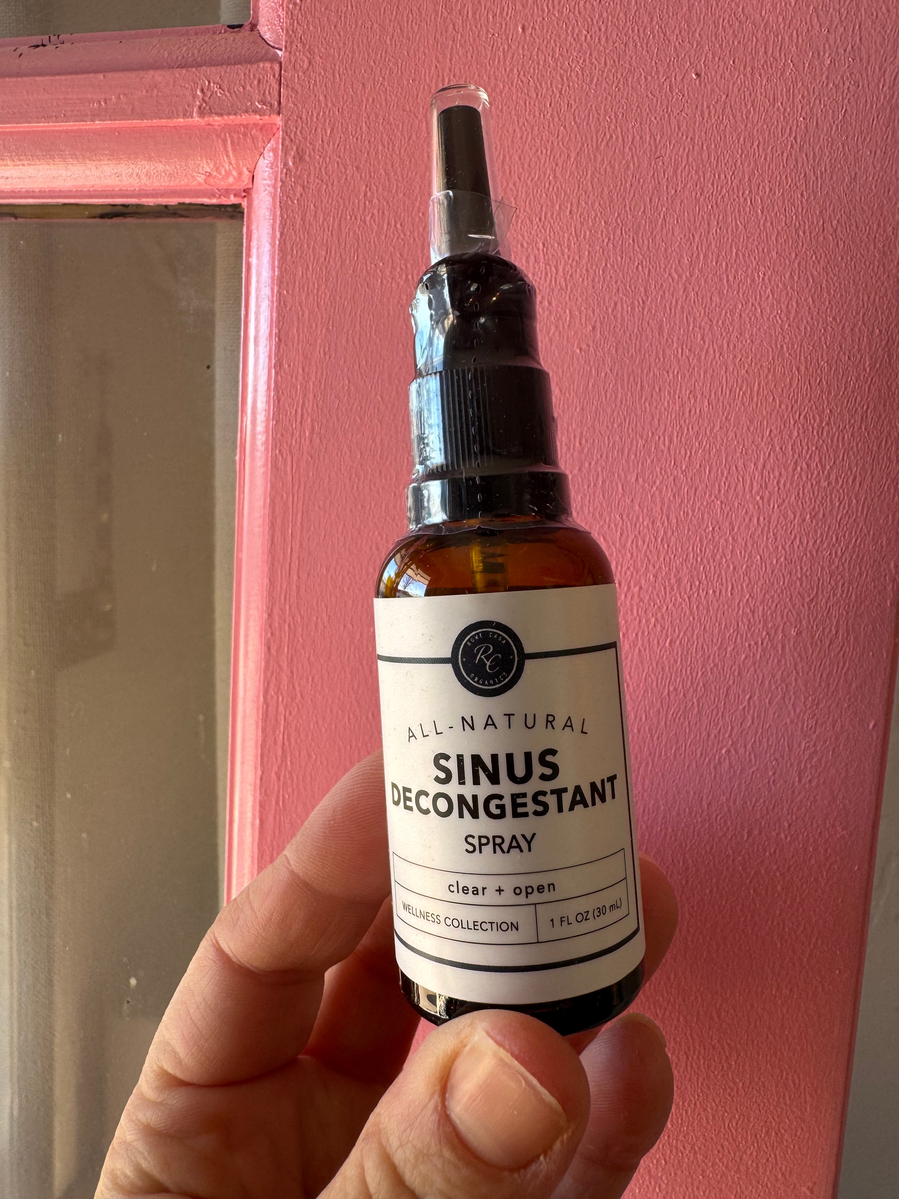 Sinus decongestant spray