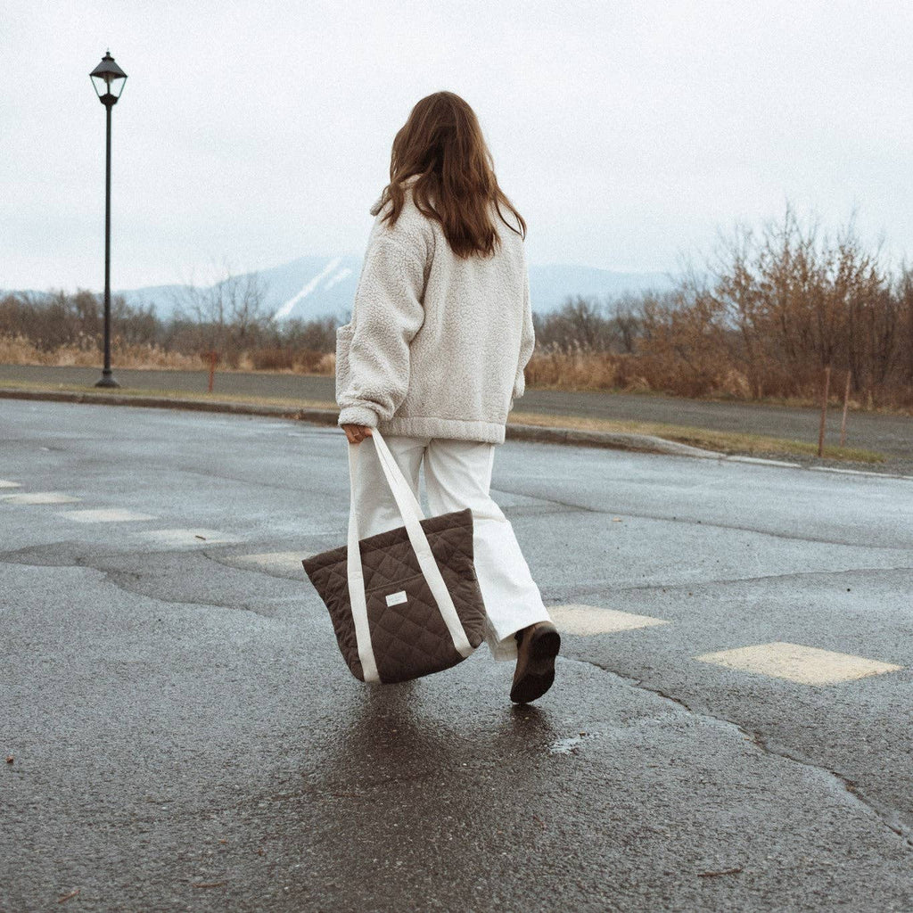Quilted everyday tote