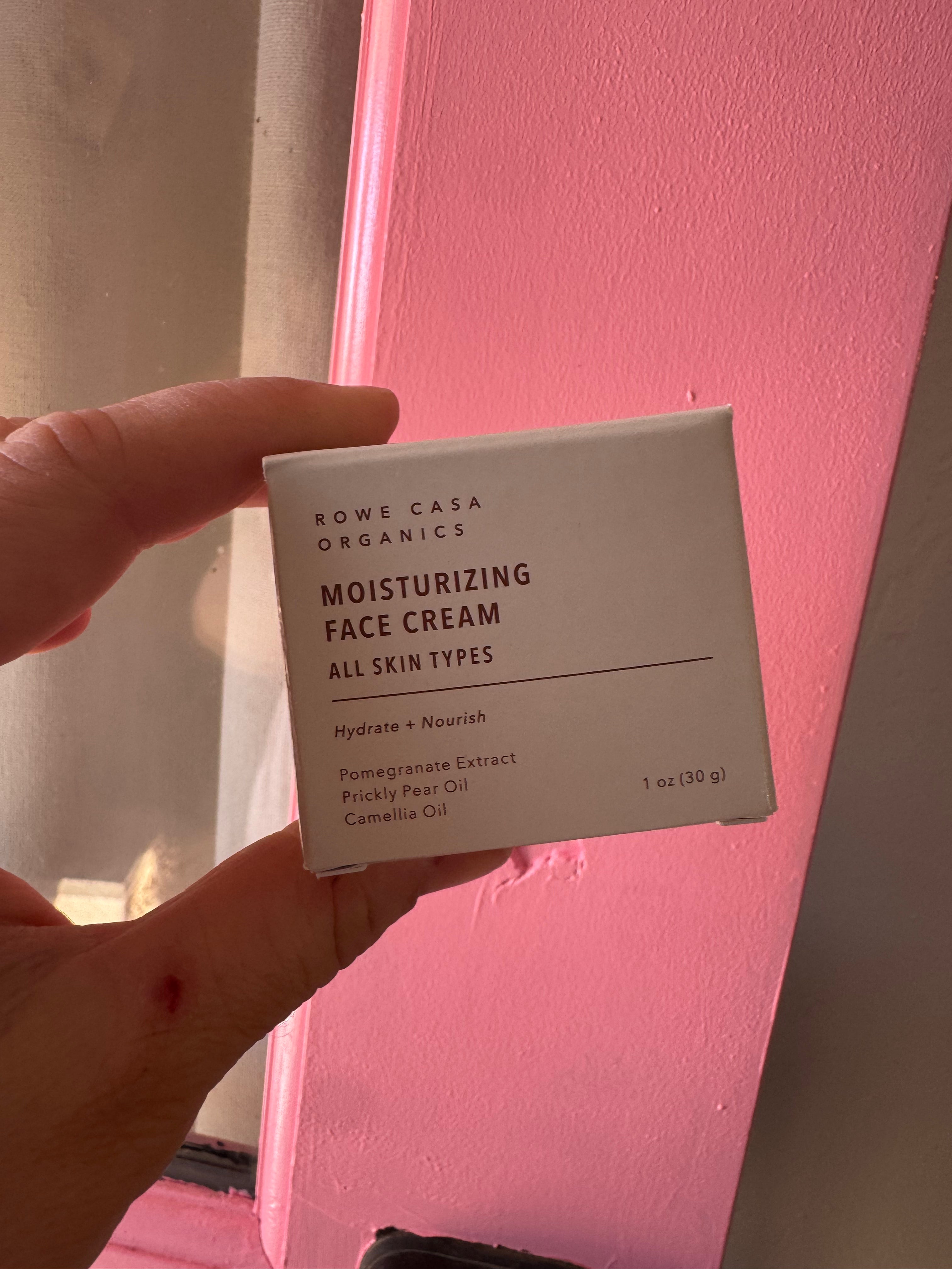 Moisturizing face cream